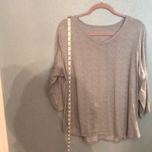 V neck 3/4 Sleeve Top